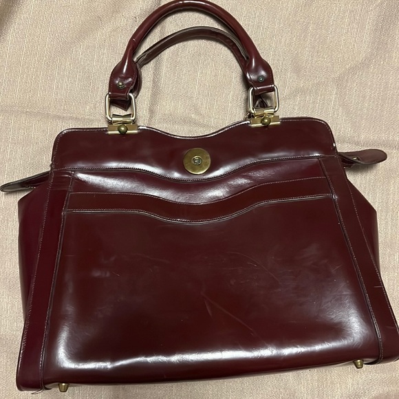Etienne Aigner Handbags - Vintage Etienne Aigner handmade burgundy leather bag.